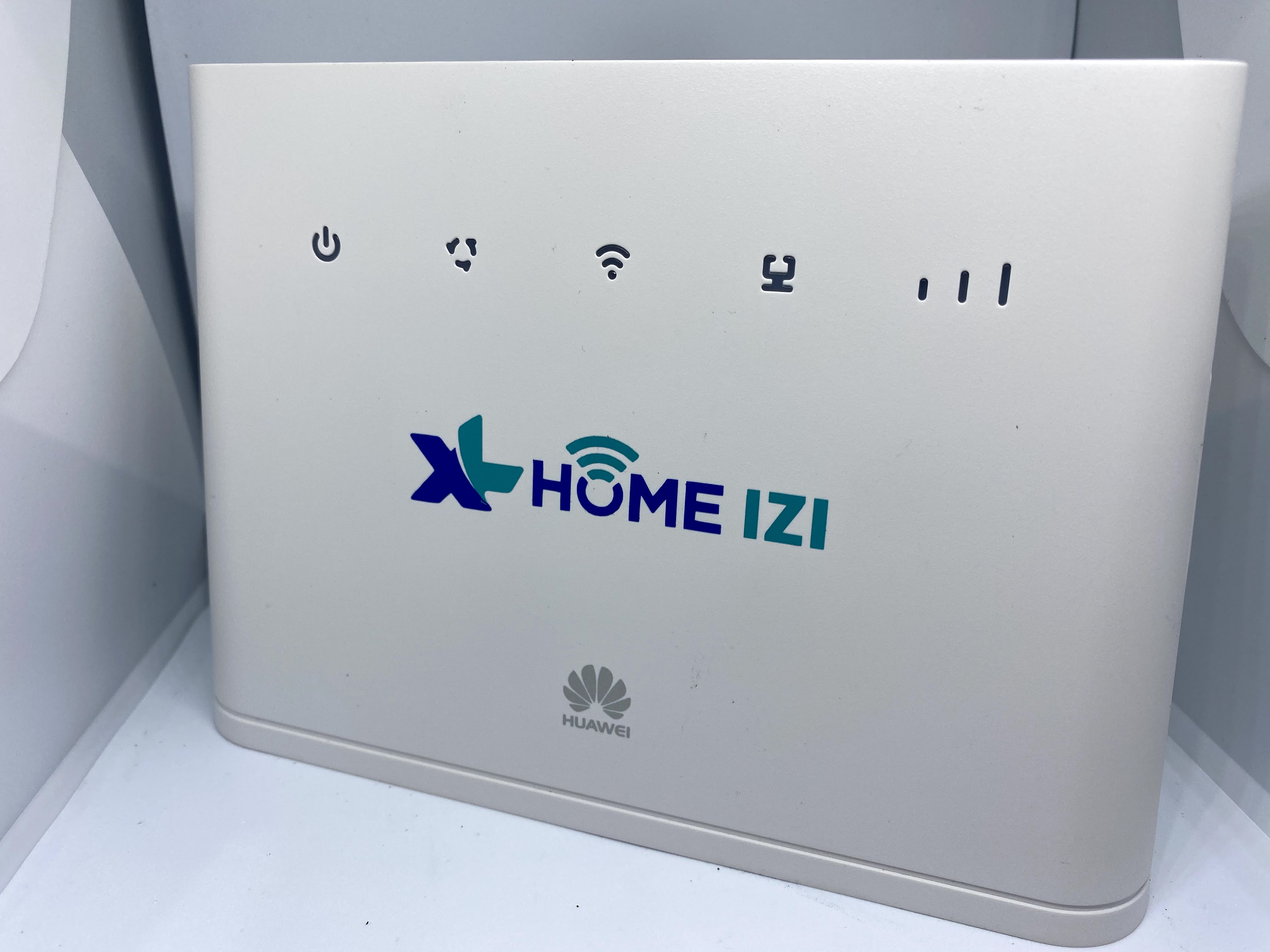 review XL HOME IZI